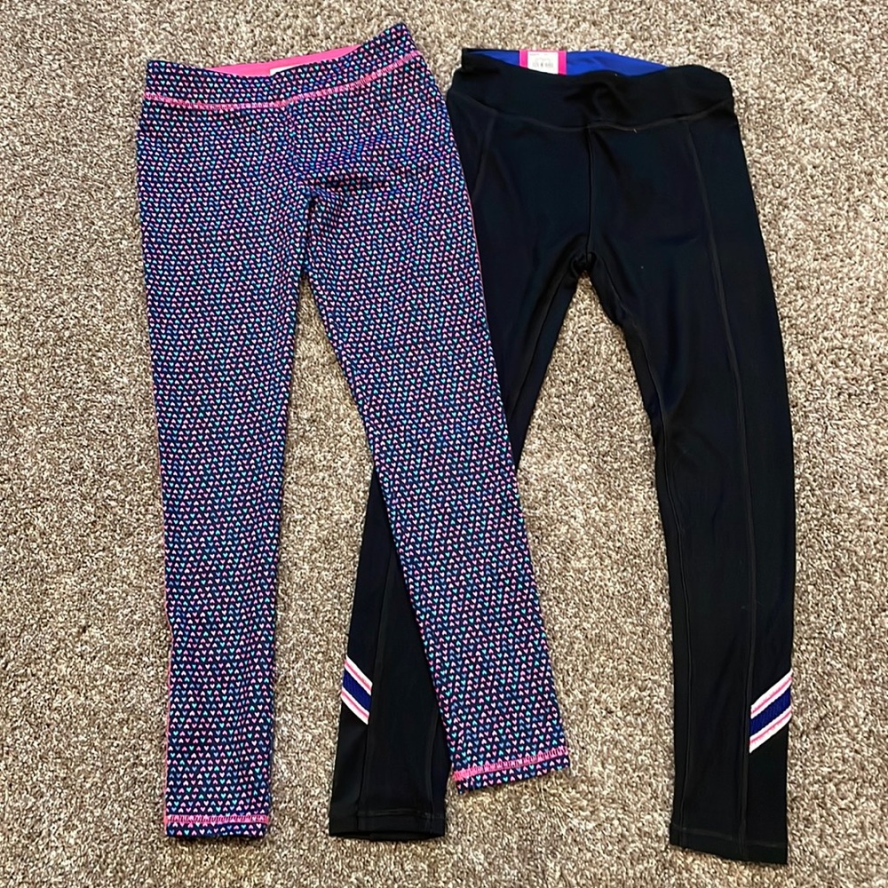 Girls active leggings.